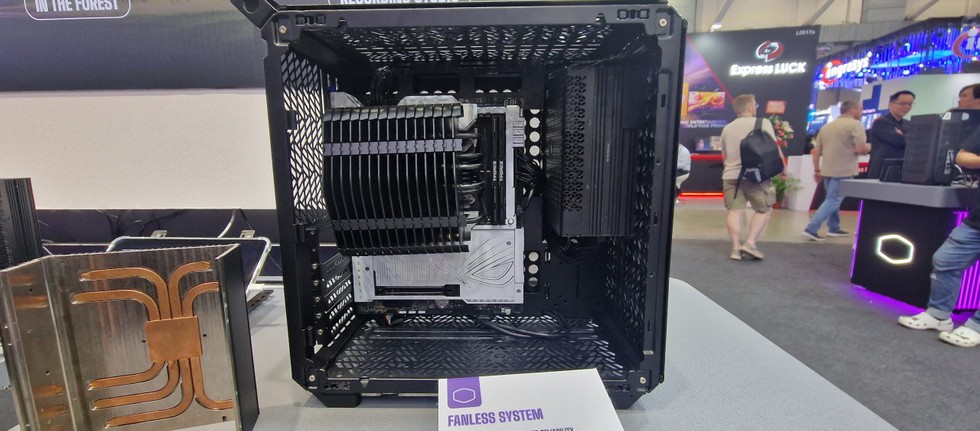 Cooler Master Fanless PC, una build senza ventole per chi preferisce il ...