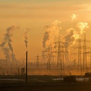 La crisi di Hormuz sta facendo calare la CO2? I numeri che spiegano il paradosso