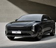 Kia K8, per la berlina arriva il restyling. Nuovo look e più comfort