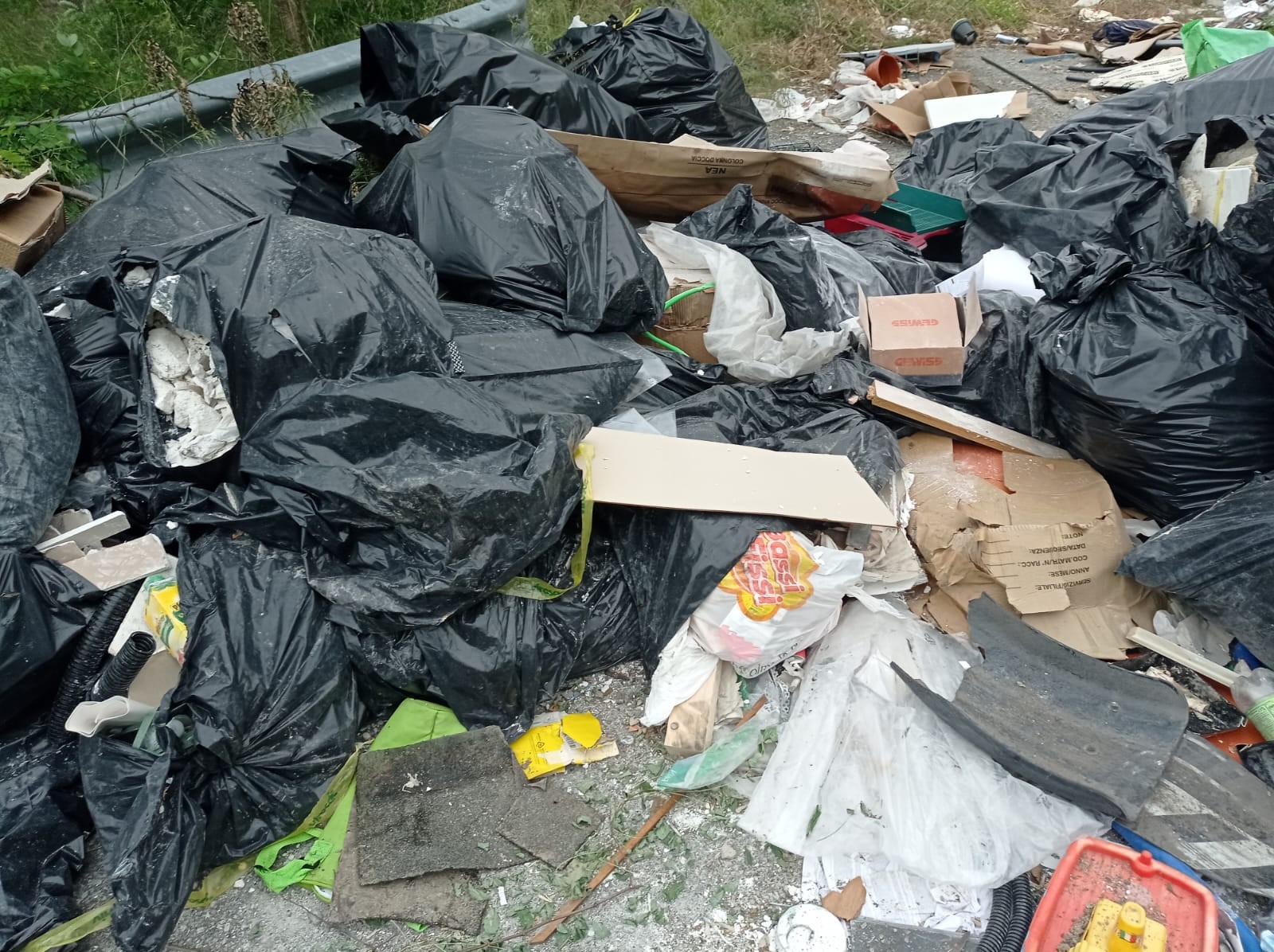 Rifiuti, l’Europa è già in emergenza discariche a cielo aperto