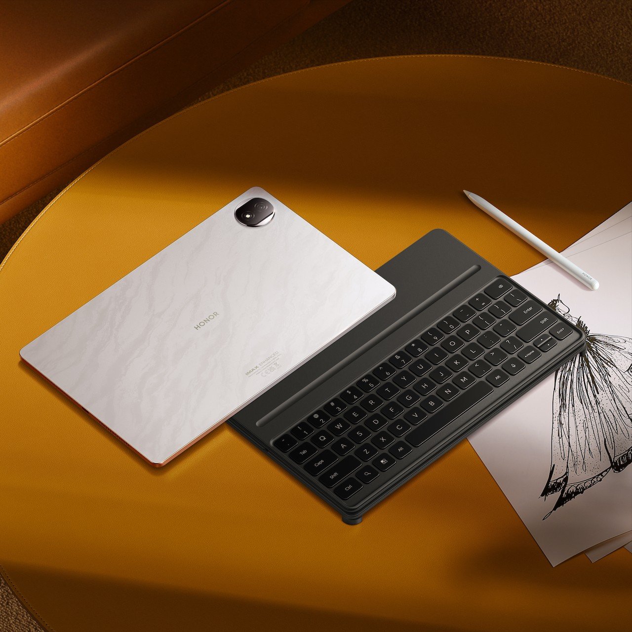 Honor, non solo Magic V3: in Italia anche MagicPad2, Watch 5 e MagicBook Art 14