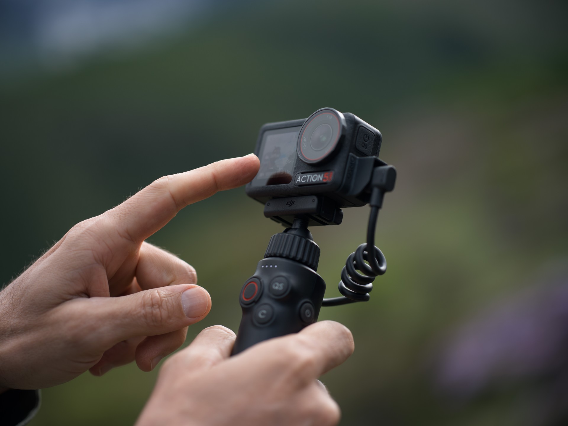 Recensione DJI Osmo Action 5 Pro: l'action cam che sfida GoPro e... ci riesce!