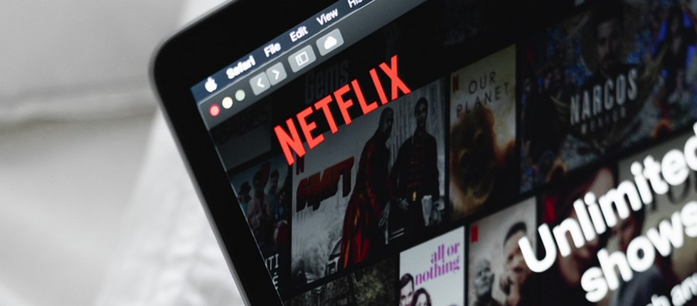Netflix aumenta i prezzi in Italia: il piano Premium arriva a 20 euro ...