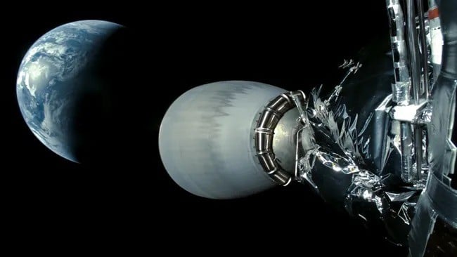 SpaceX: le spettacolari immagini della Terra durante il lancio della sonda Hera