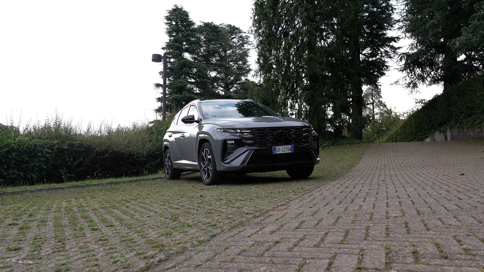 Hyundai Tucson Hybrid 2024, 5 cose che dovete sapere! | Video