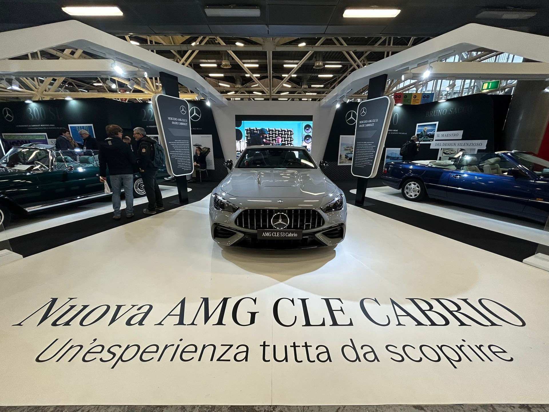 La storia delle cabriolet di Mercedes al salone Auto e Moto d'Epoca di Bologna