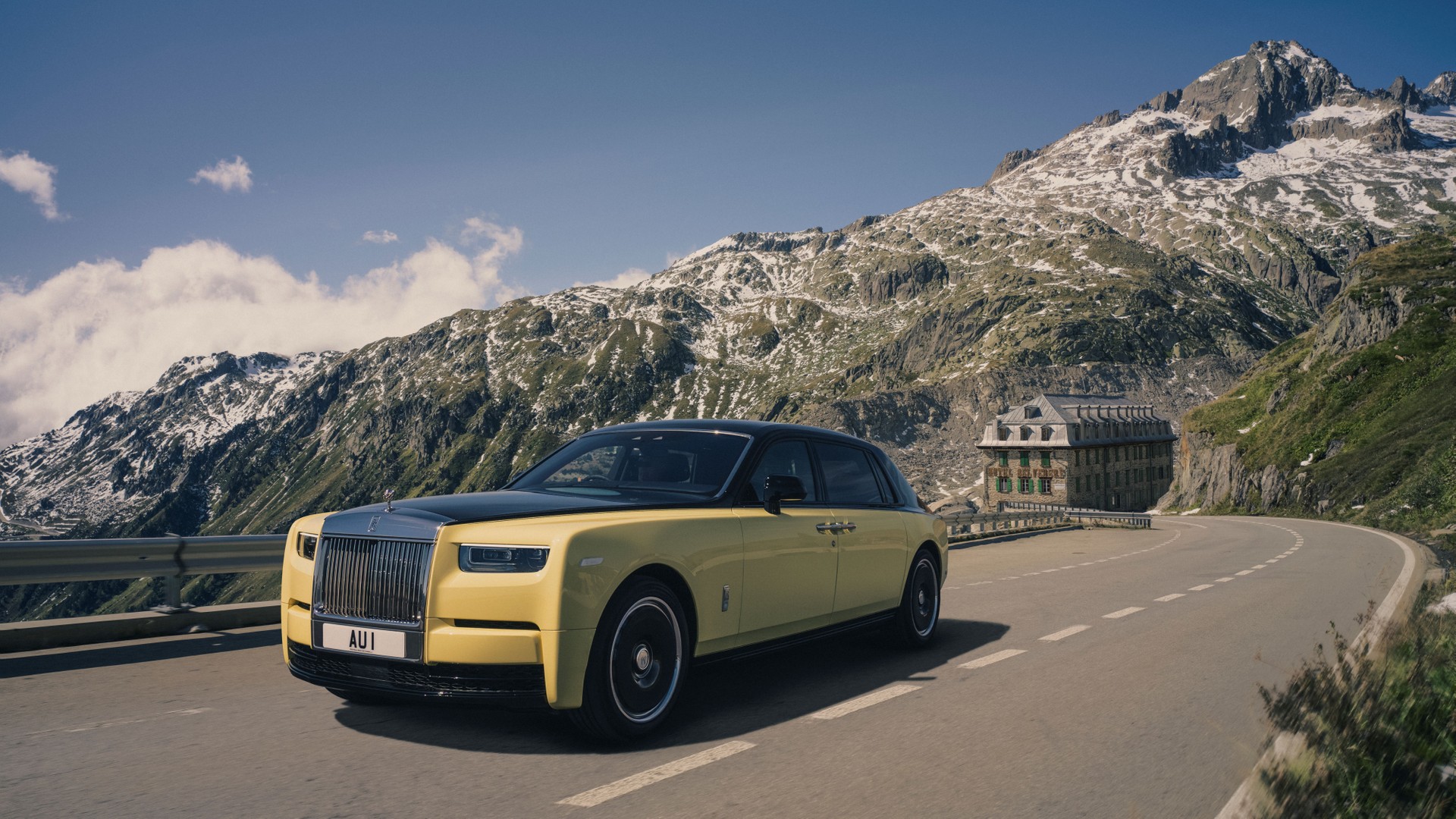 Rolls-Royce celebra i 60 anni di Goldfinger con una Phantom super esclusiva