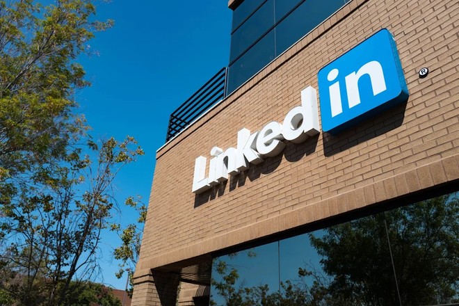 Anteprima: LinkedIn, in arrivo nuova ondata di licenziamenti: 5% dell'organico a casa