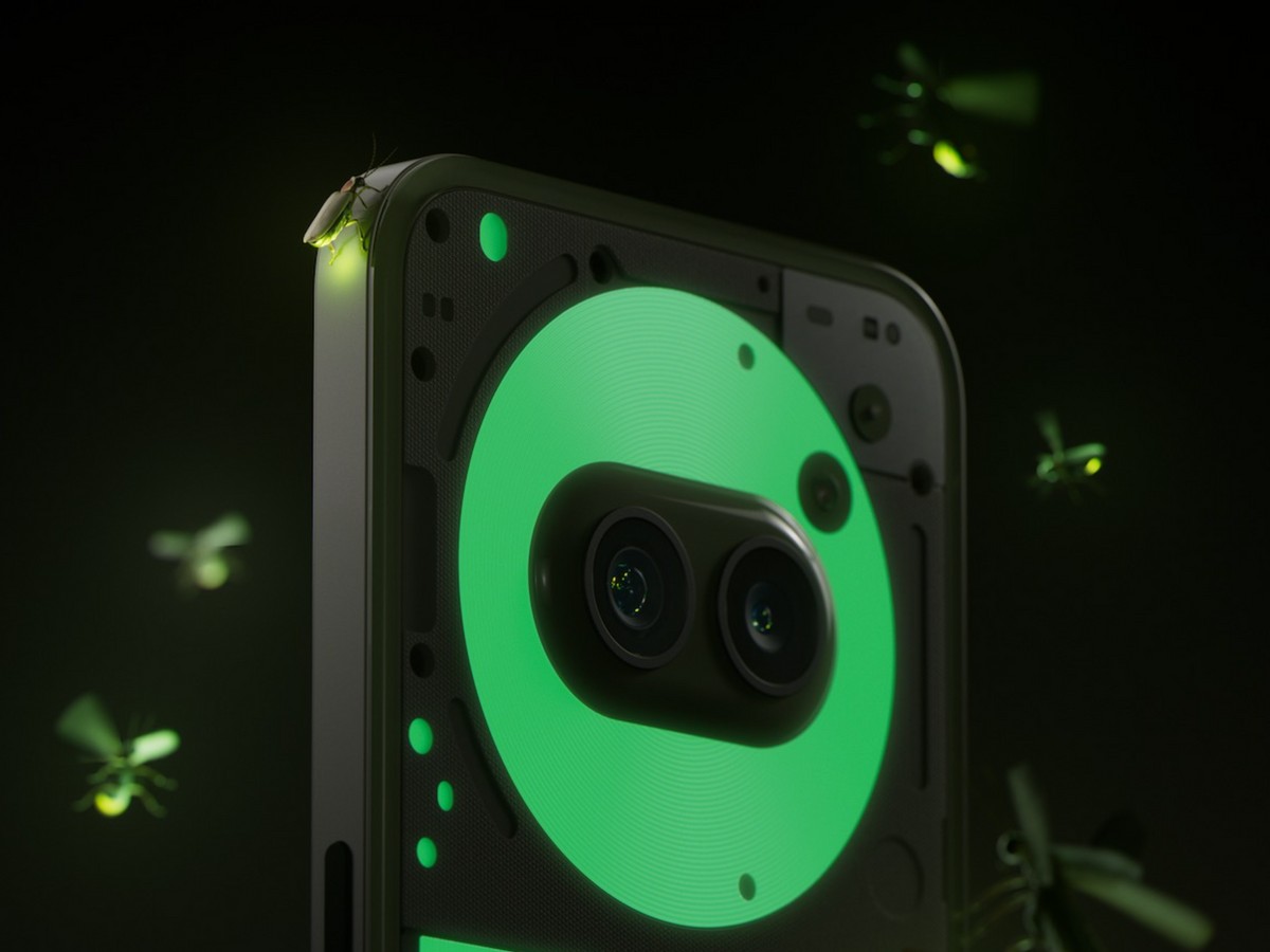 Nothing Phone (2a) Plus Community Edition ufficiale e