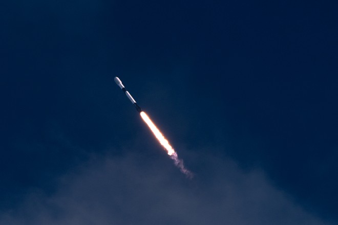 Musk arriverà sulla Luna prima del previsto, ma con un crash ipersonico