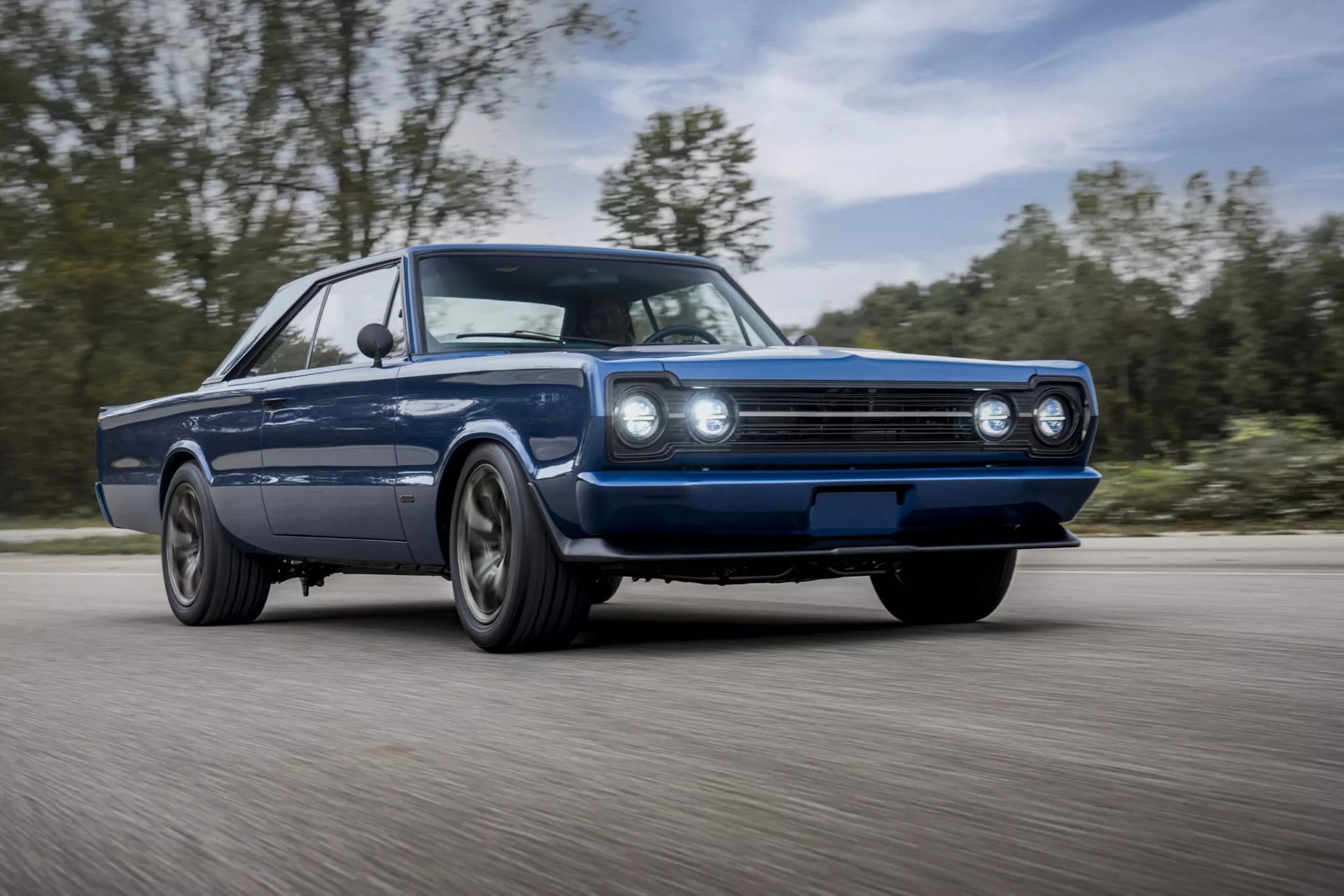 Plymouth GTX Electromod Concept: l'icona del '67 torna in versione elettrica