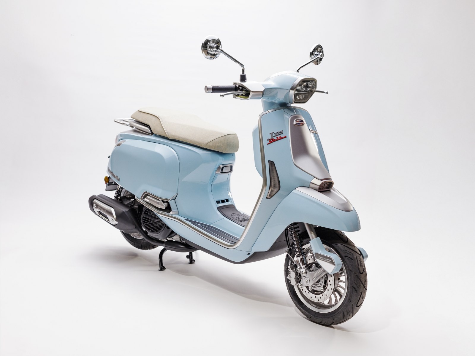 Lambretta J Starwave, il nuovo scooter debutta ad EICMA 2024