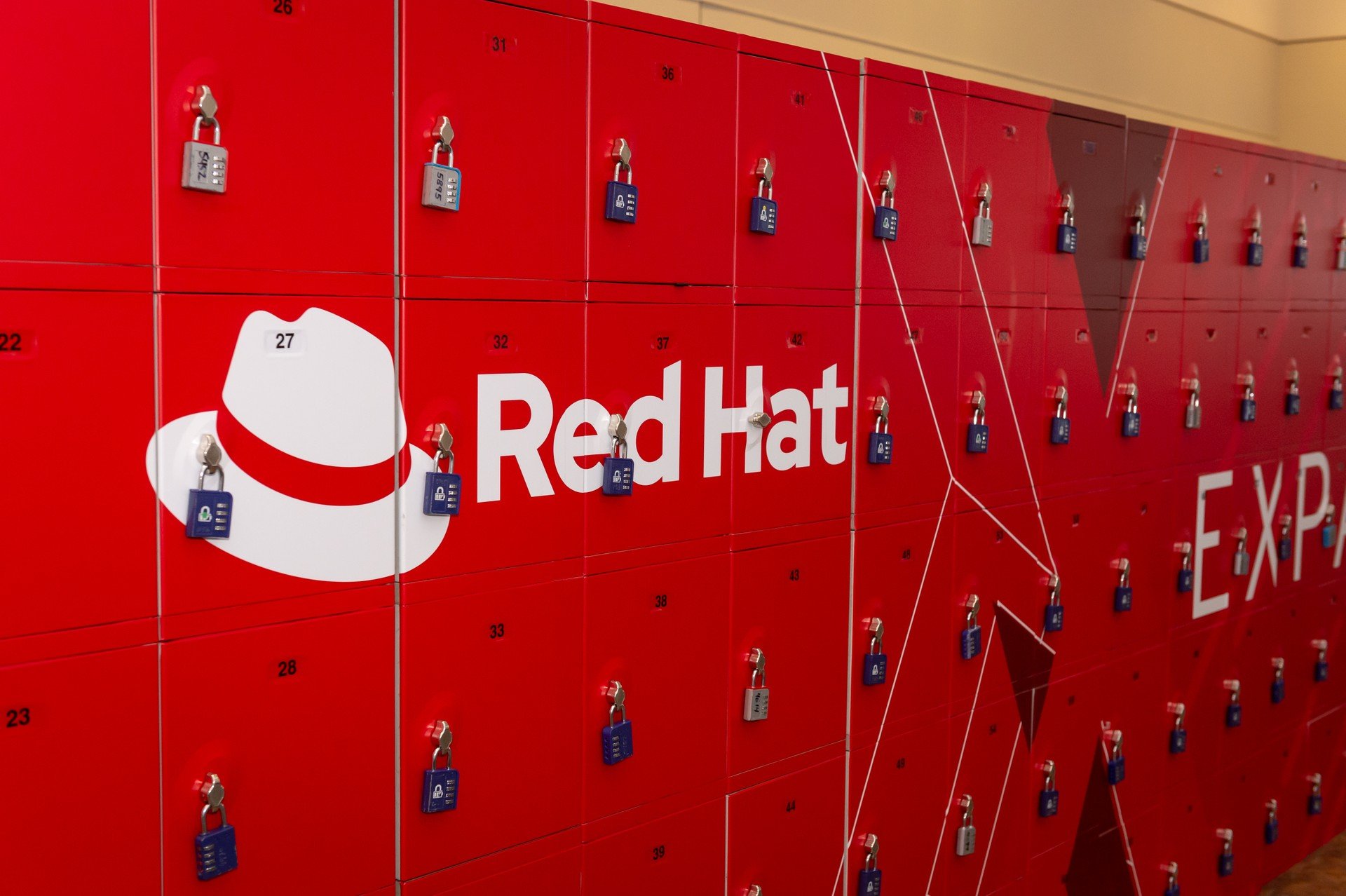 Red Hat semplifica la virtualizzazione con OpenShift Virtualization Engine