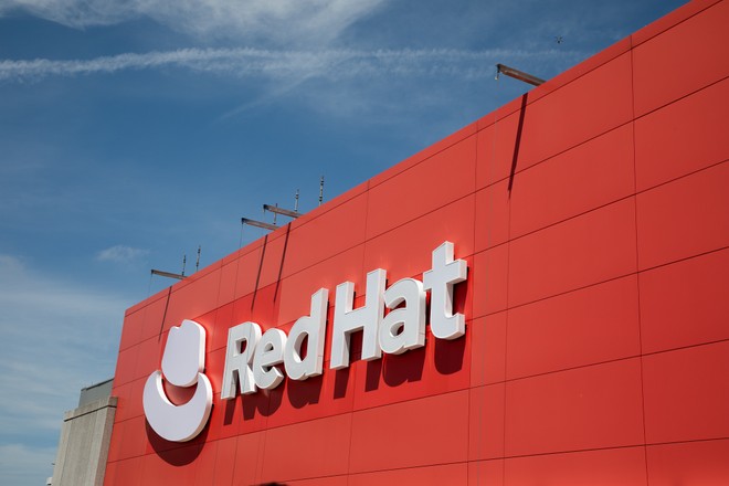 Red Hat prepara Linux allera del quantum computing