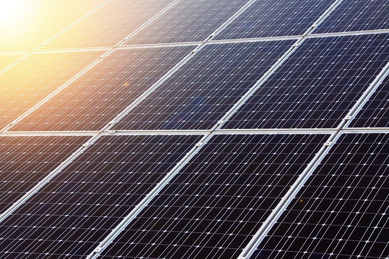 Fotovoltaico in crescita anche se diminuiscono le nuove installazioni