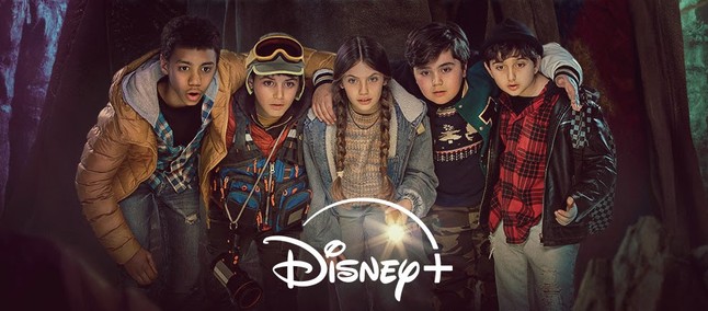 Uonderbois la magia di Napoli su Disney+ Di Lorenzo in un cameo