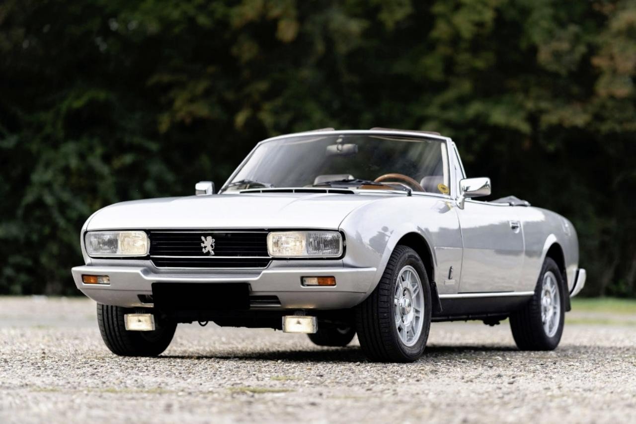 Dalla coupé alla cabriolet: la storia e le varianti della Peugeot 504