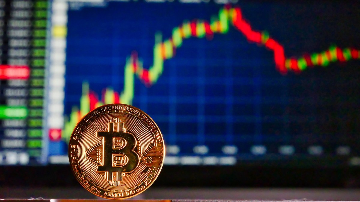 Bitcoin in calo: la crypto più famosa scende sotto i 90mila dollari -  HDblog.it