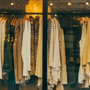 Primark è pronta a vendere vestiti in poliestere riciclato