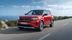 Opel Frontera Electric: prova su strada del SUV elettrico a prezzi abbordabili | Video