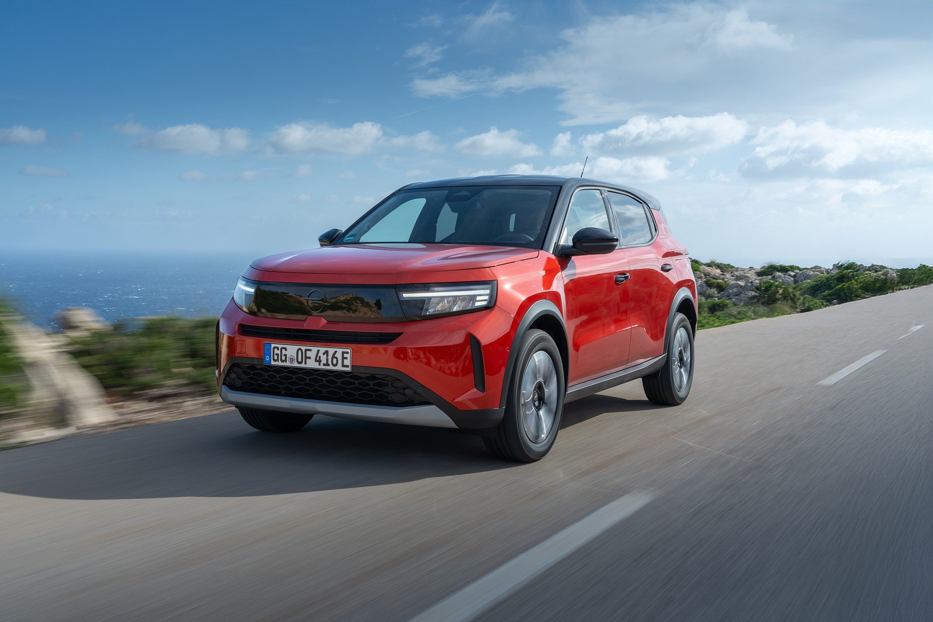 Opel Frontera Electric: prova su strada del SUV elettrico a prezzi abbordabili | Video