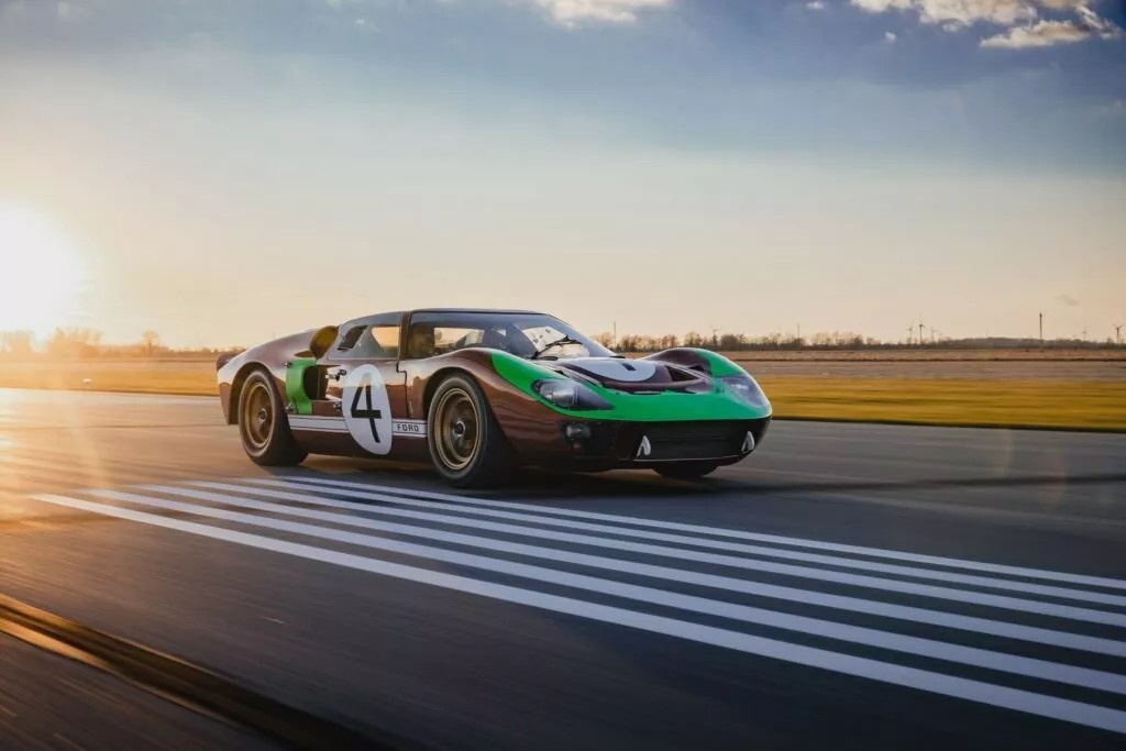 Ford GT40 Mk II: la sportiva del 1966 all'asta per 11 milioni di dollari