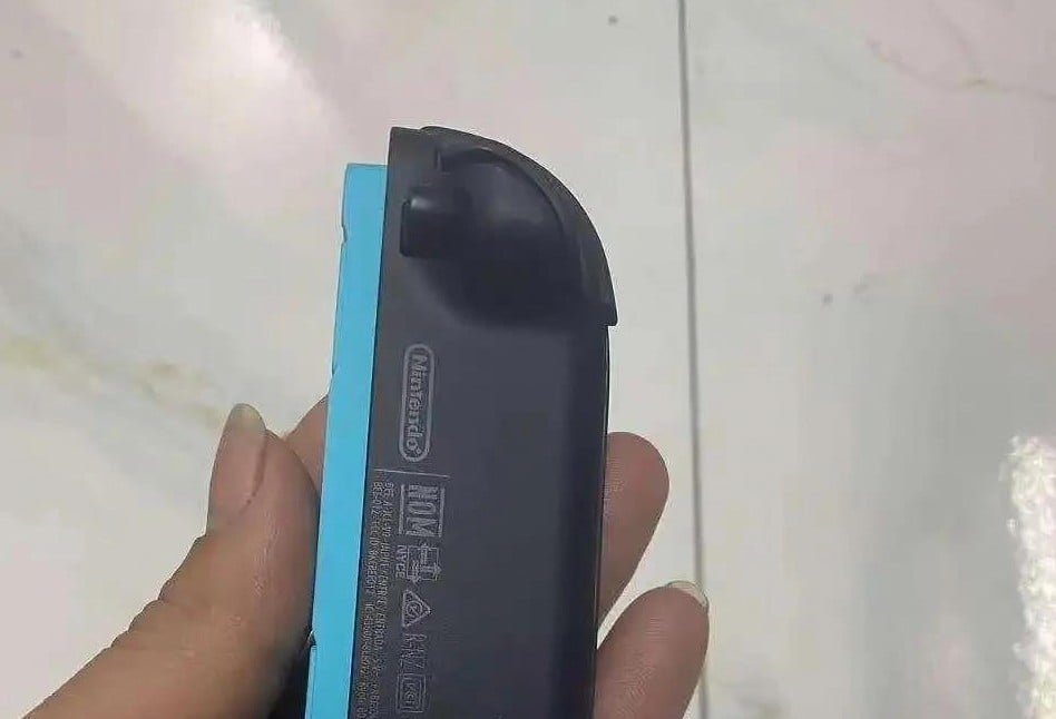 Switch 2, spuntano i nuovi Joy-Con: presunte foto reali svelano il design