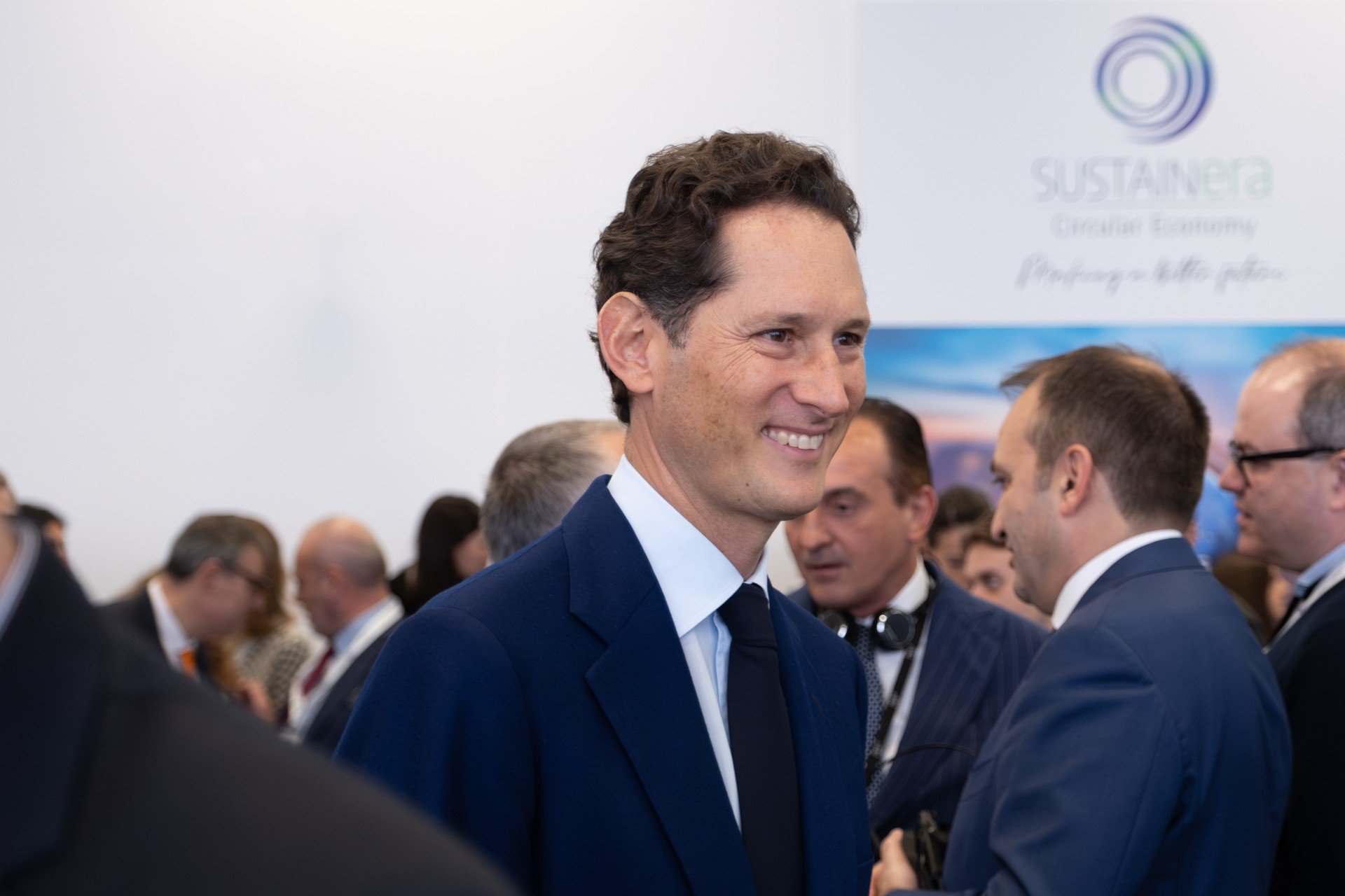 Zuckerberg: John Elkann nel Cda di Meta. Porterà una prospettiva internazionale