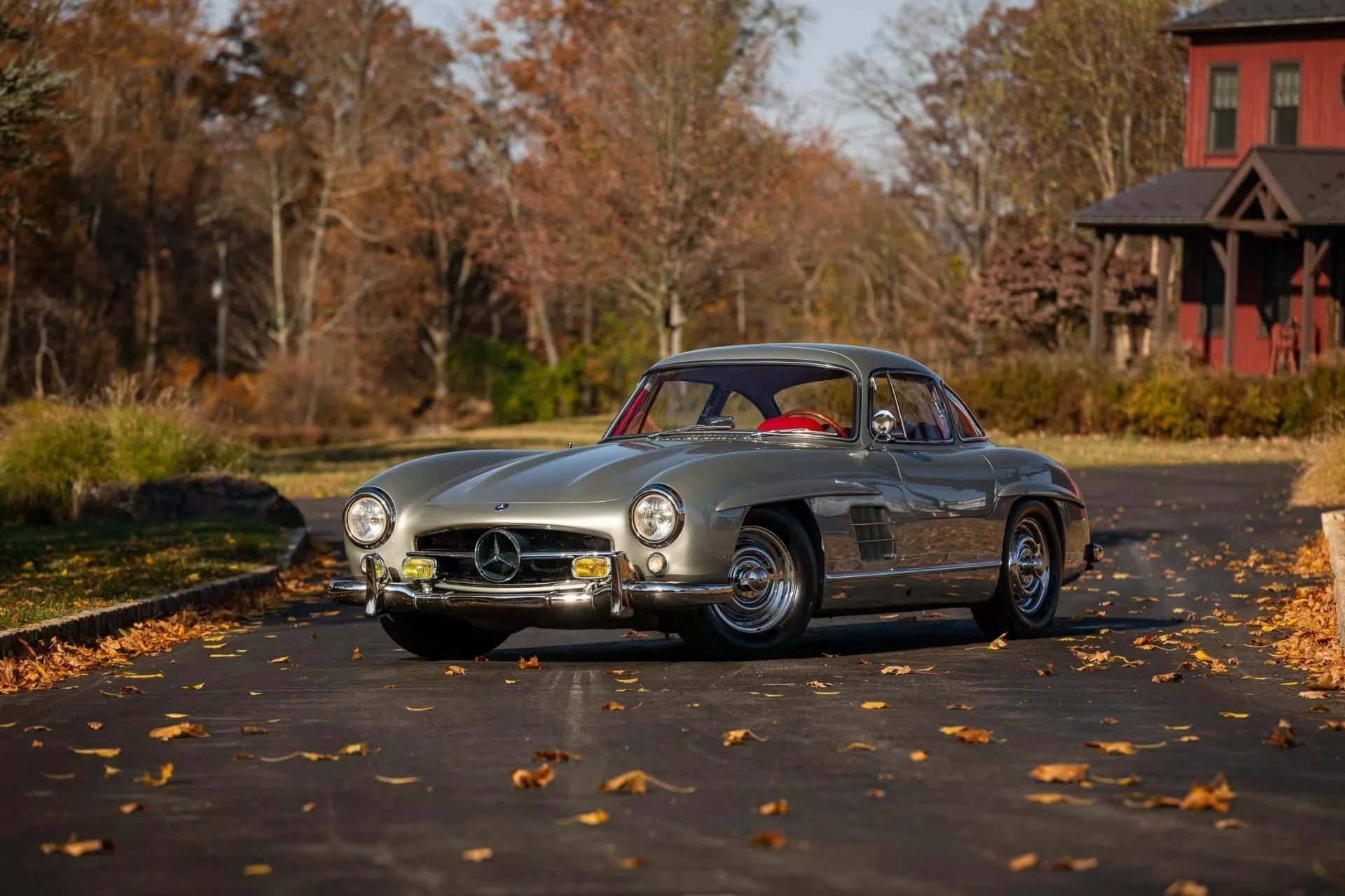 Una rara Mercedes 300SL Gullwing del 1957 va all'asta