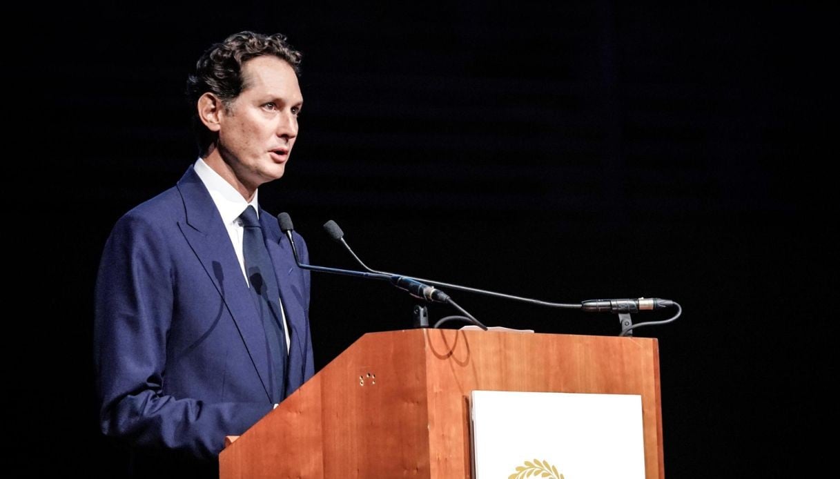 De Meo e Elkann: il destino dell'industria auto europea si gioca quest'anno