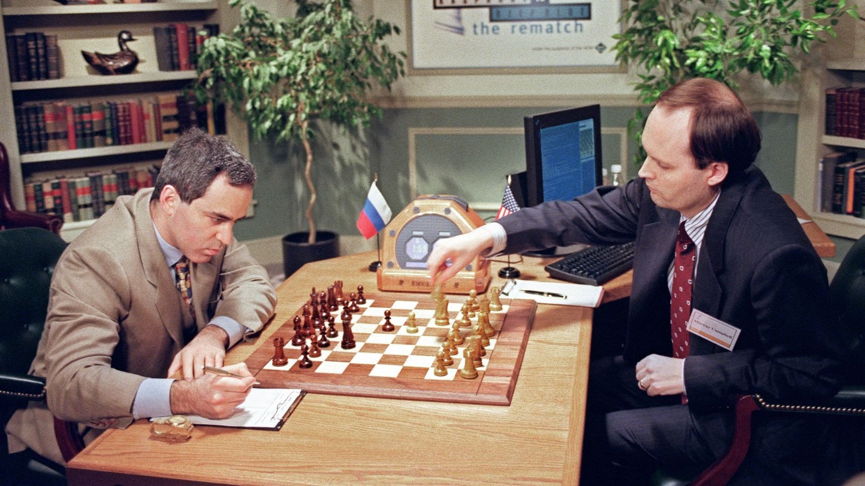 Deep Blue vs Kasparov, 29 anni fa: l'impresa che segnò la storia dell'AI