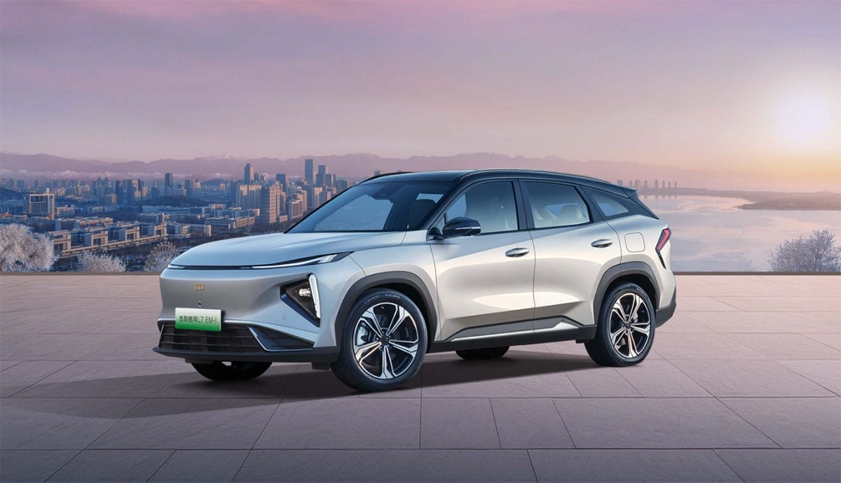 Geely e la sfida a BYD: ecco il nuovo SUV plug-in Galaxy L7 EM-i