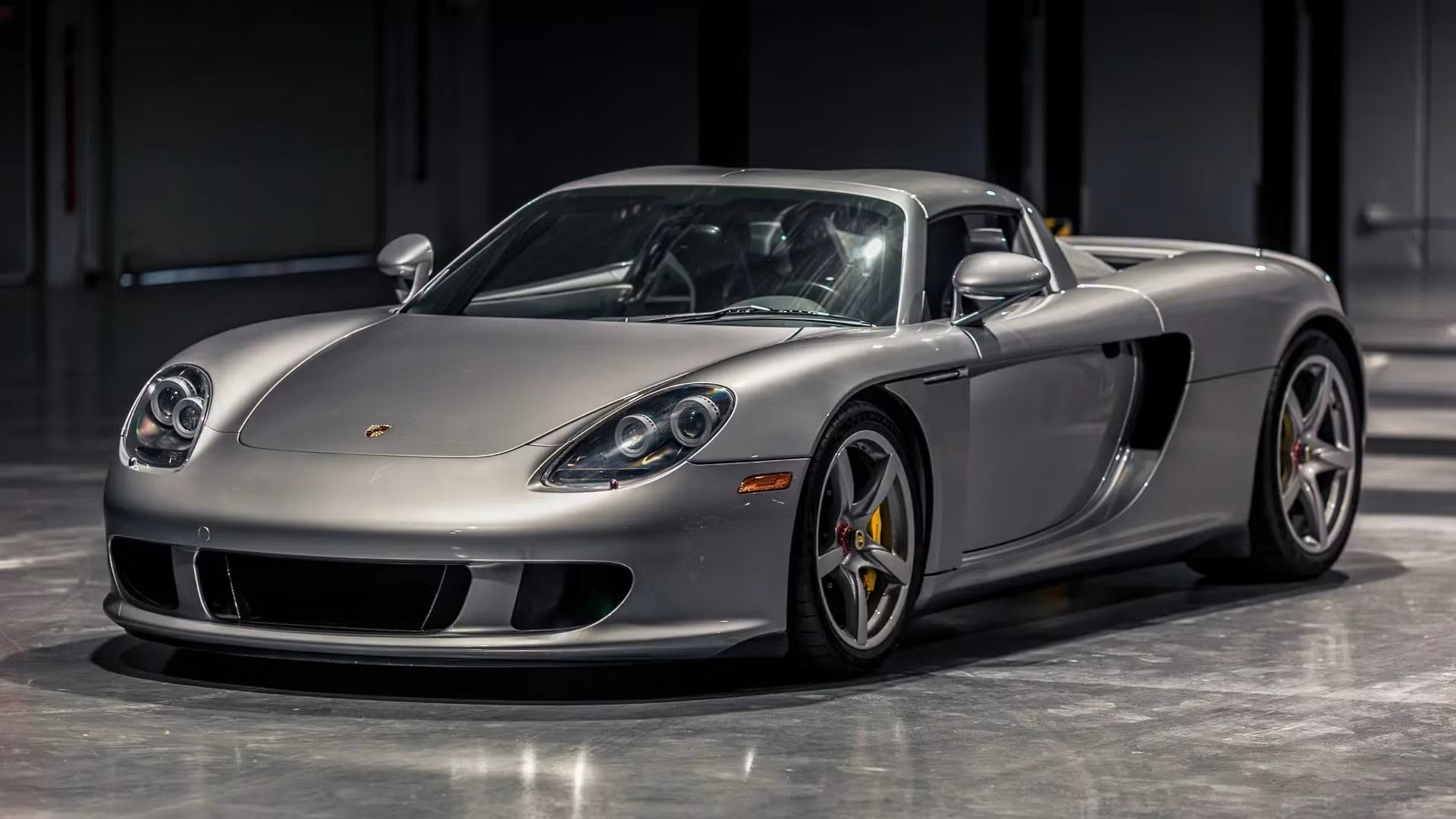 Un'esclusiva Porsche Carrera GT del 2005 all'asta di Sotheby's il 28 febbraio