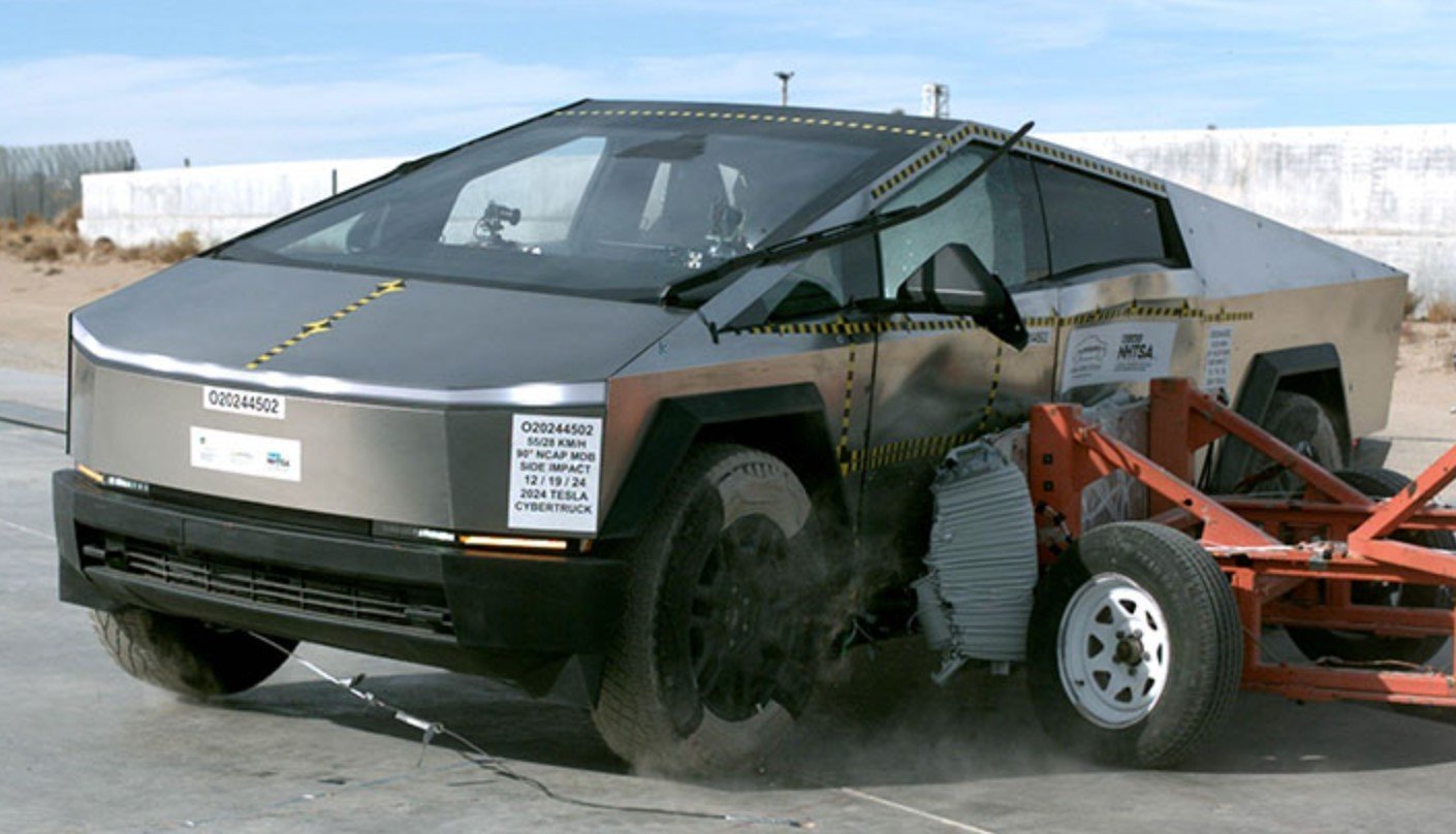 Tesla Cybertruck, 5 stelle nel primo crash test dell'NHTSA