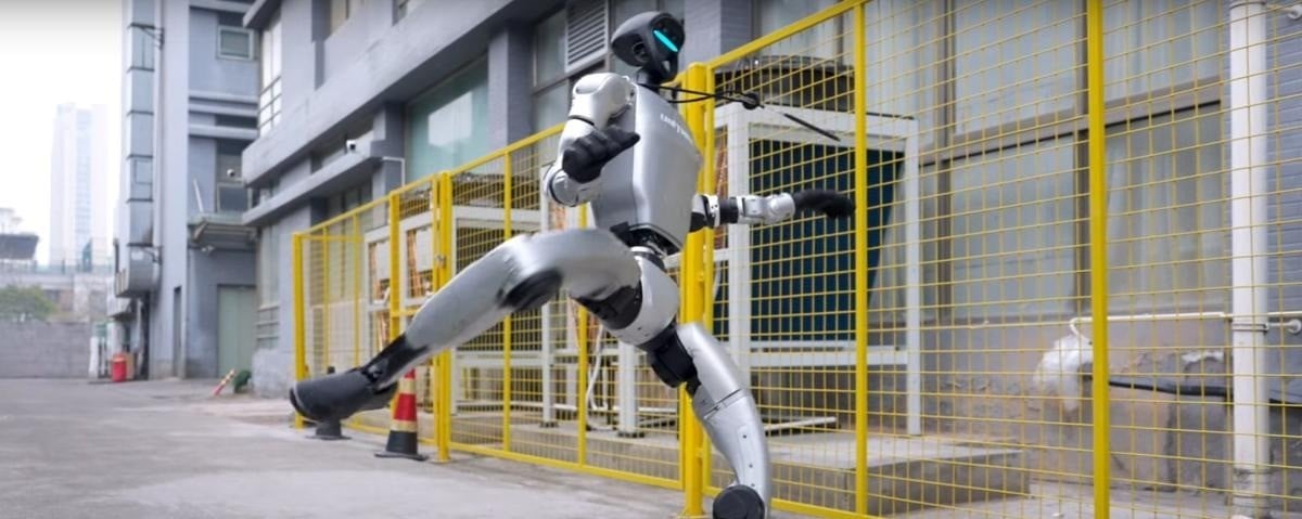 Robot umanoide della Unitree diventa maestro di kung-fu | Video