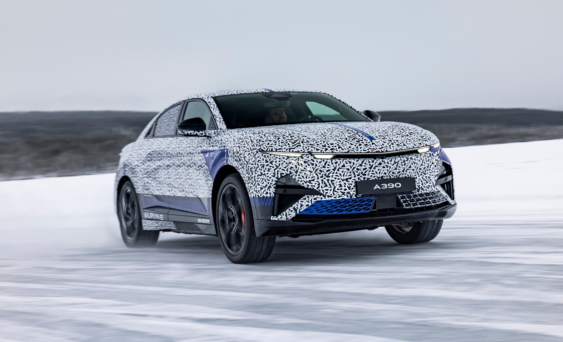 Alpine A390, primo sguardo ufficiale alla nuova fastback elettrica