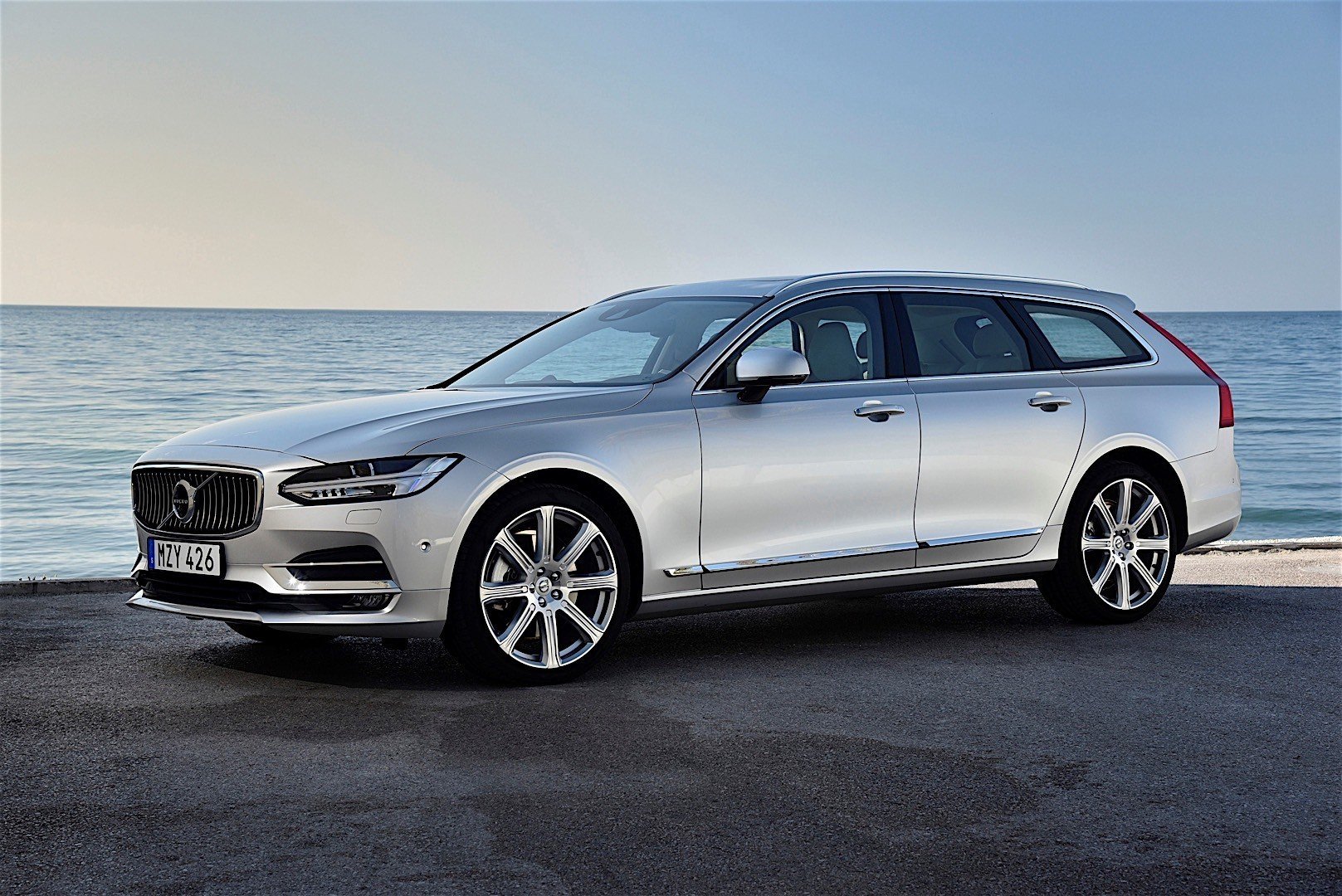 Volvo: un futuro tra SUV e crossover ma senza station wagon