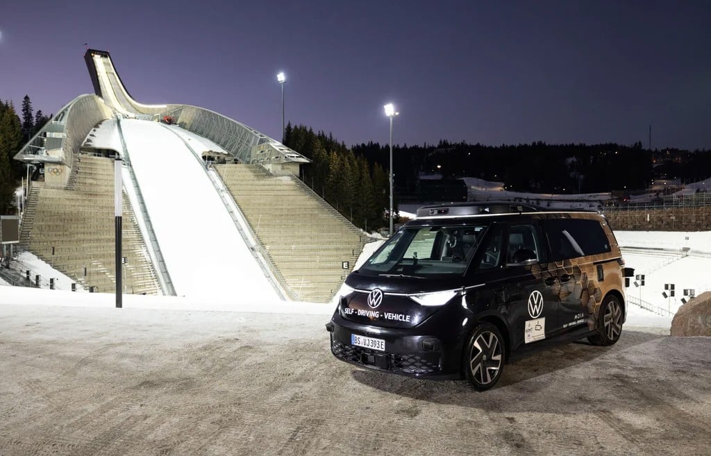 Volkswagen ID. Buzz a guida autonoma alla prova su neve e ghiaccio