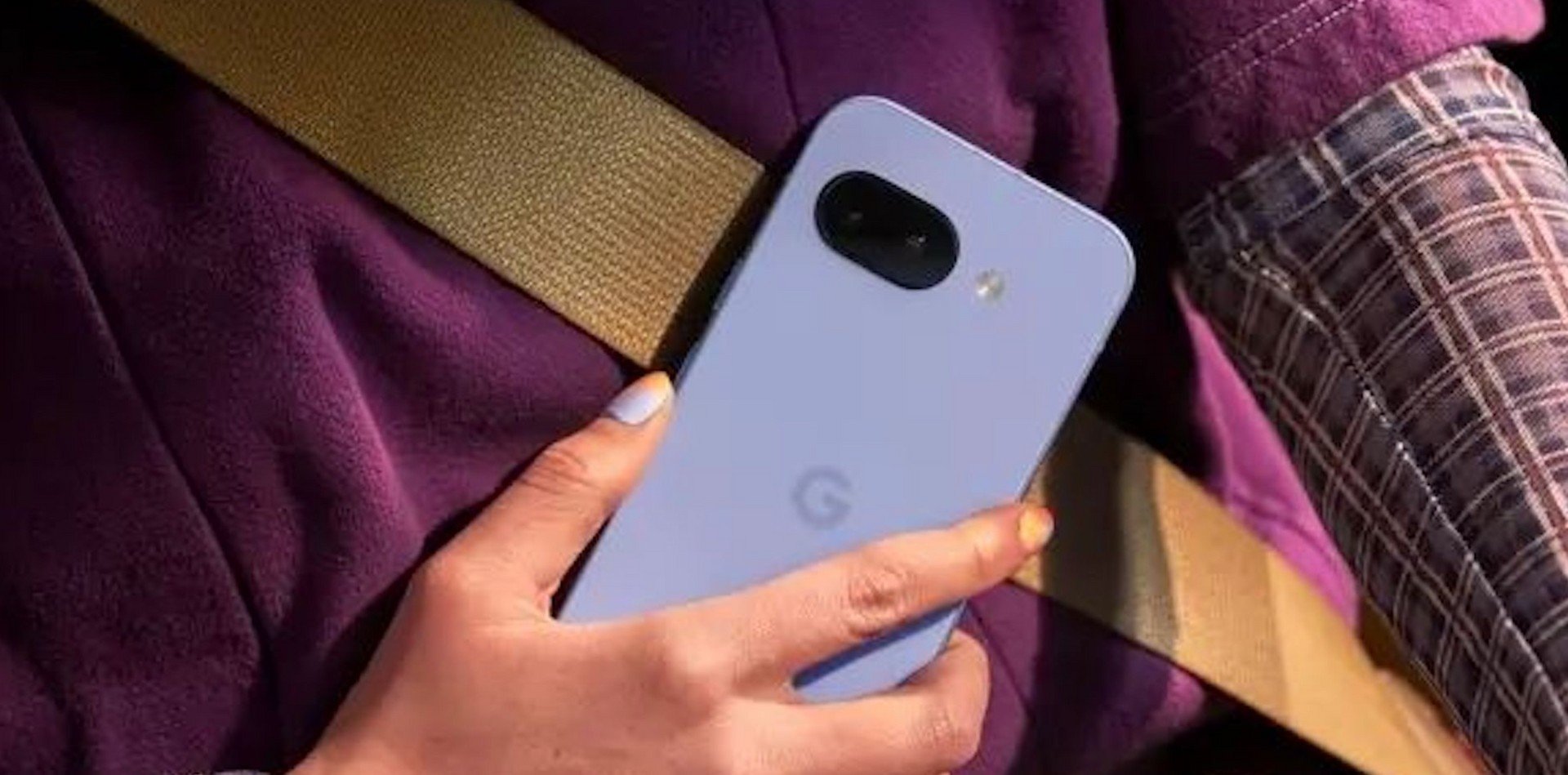 Google Pixel 9a pronto al debutto: le immagini di stampa