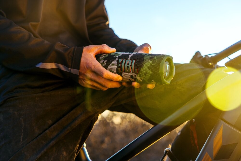 JBL Flip 7 al prezzo più basso di sempre su Amazon: sconto del 18%