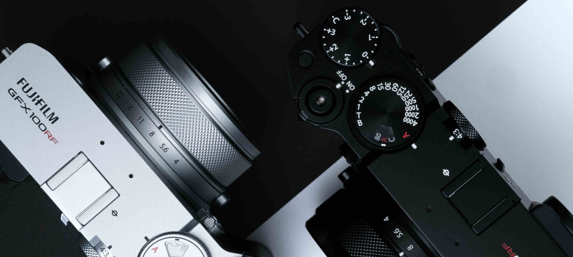 Fujifilm GFX100RF ufficiale: è la prima GFX con obiettivo integrato | PREZZO