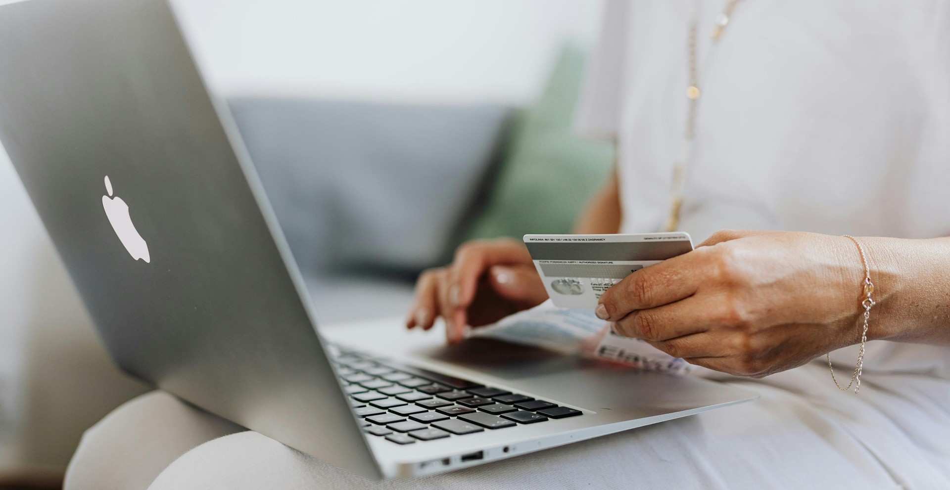テニス可能な料金、無料サンプル、ワイヤー工場、アマゾンへのギフトとして100ユーロ