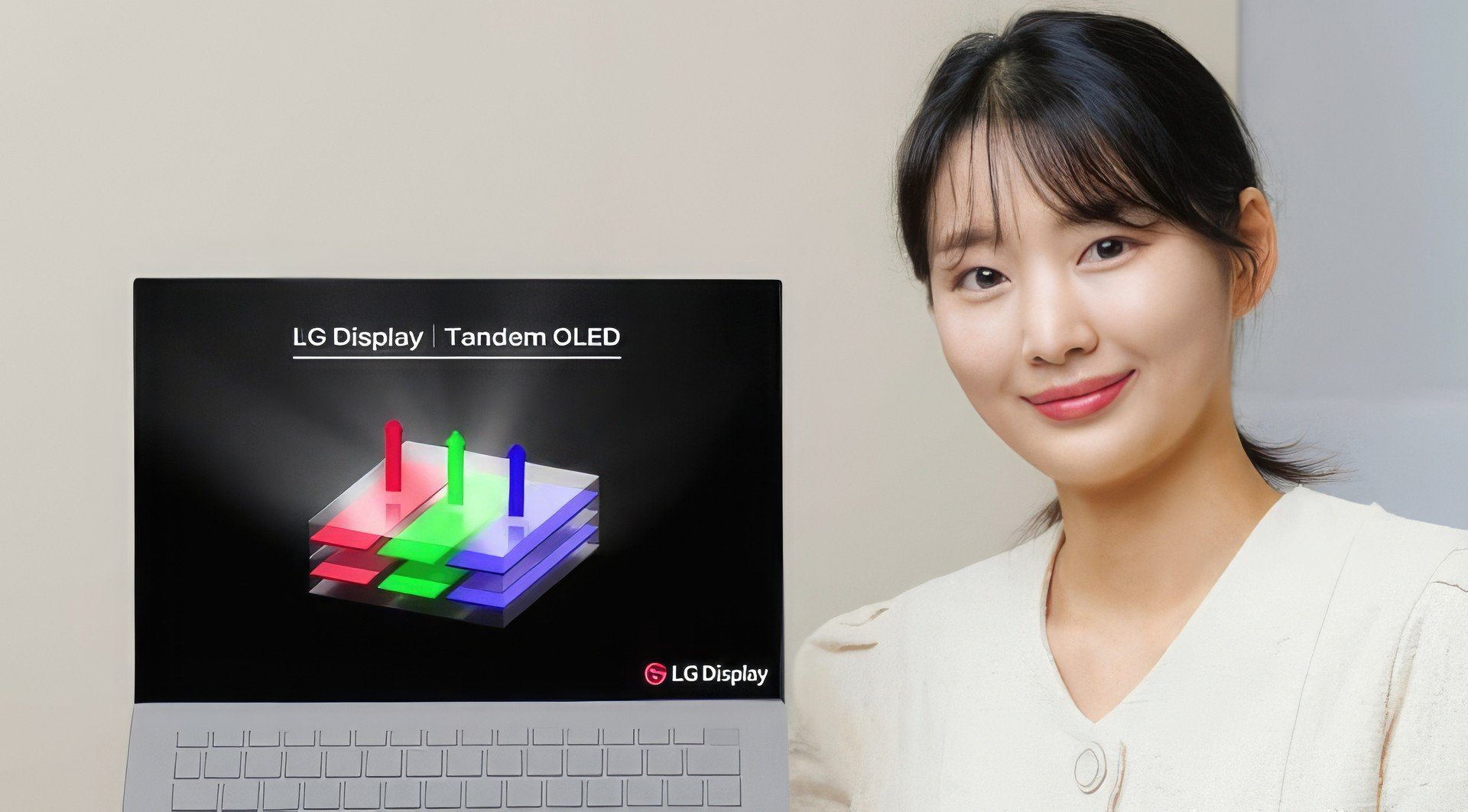 LG PHOLED Blu è realtà: i pannelli OLED RGB da sogno sono (quasi) pronti