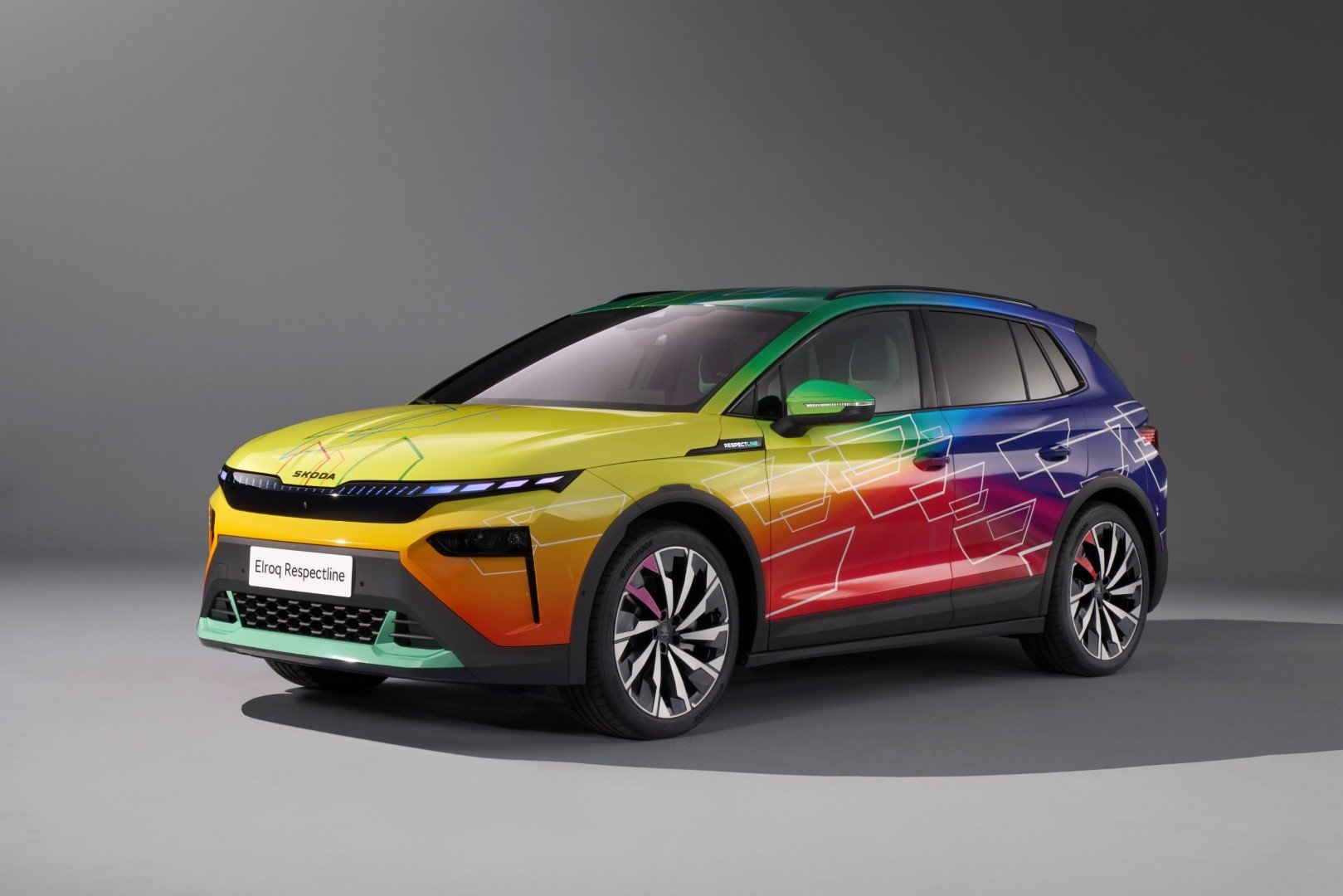 Nuova Skoda Elroq Respectline: il debutto 'inclusivo' ad Amburgo