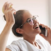PosteMobile, offerta con 160 GB, minuti e SMS illimitati: le condizioni