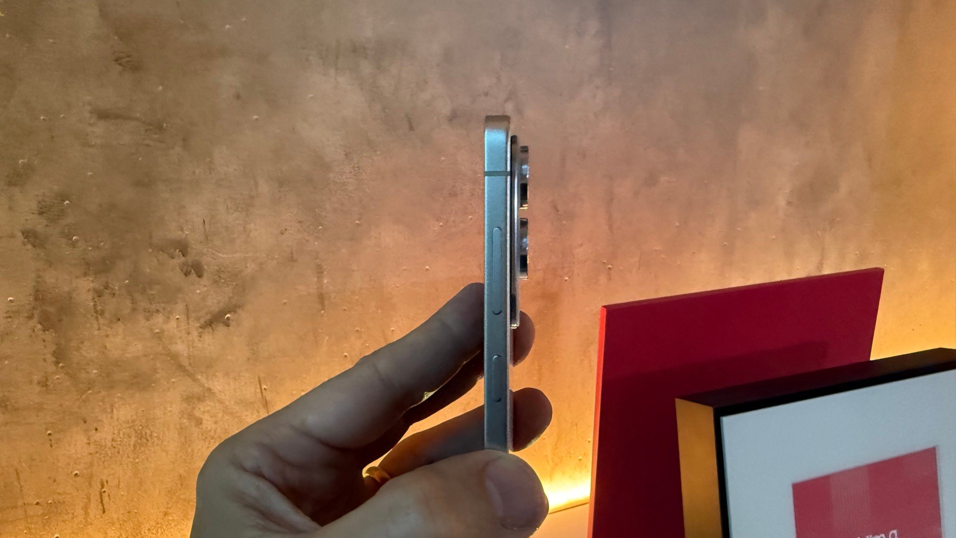 Galaxy S25 Edge a rate con TIM: ecco quanto costa