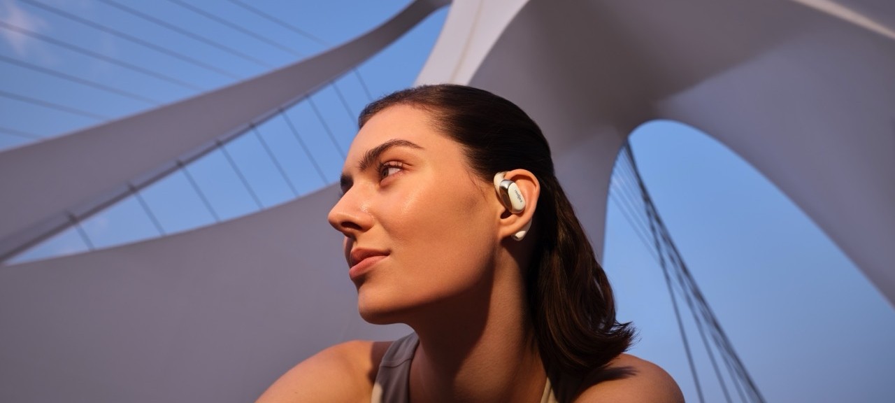 Shokz presenta gli OpenFit 2, auricolari open ear per la vita di tutti i giorni | PREZZO