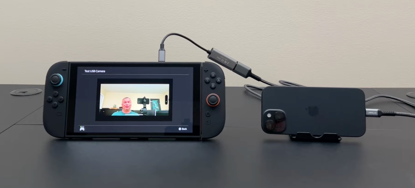 Nintendo Switch 2, iPhone e Android utilizzabili come webcam: ecco come