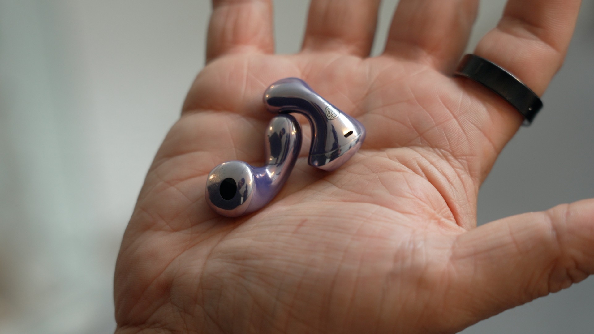 Recensione Huawei FreeBuds 6, le migliori senza gommini!