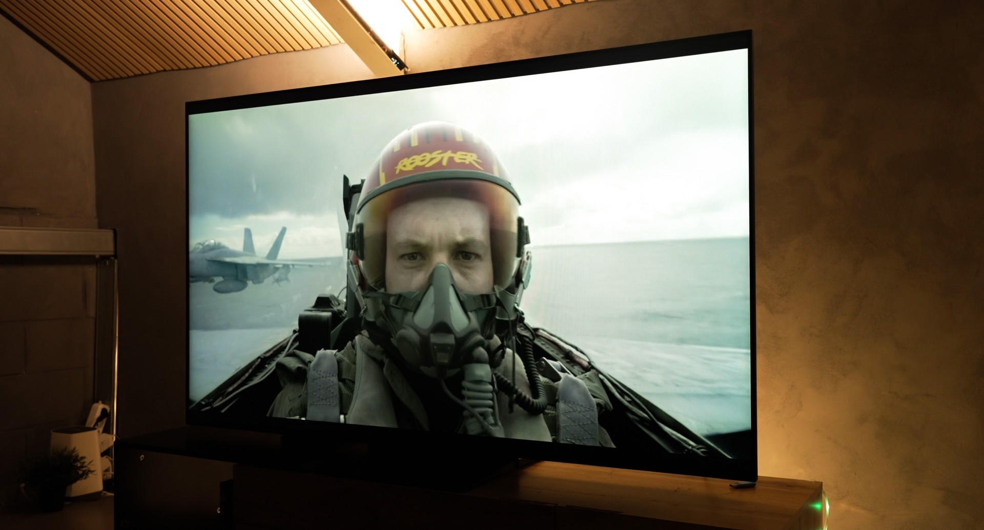 Recensione TV TCL C7K: MiniLED da 50 a 115 pollici versatile, luminoso e 144Hz